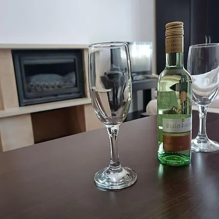 студио в мария антоанета